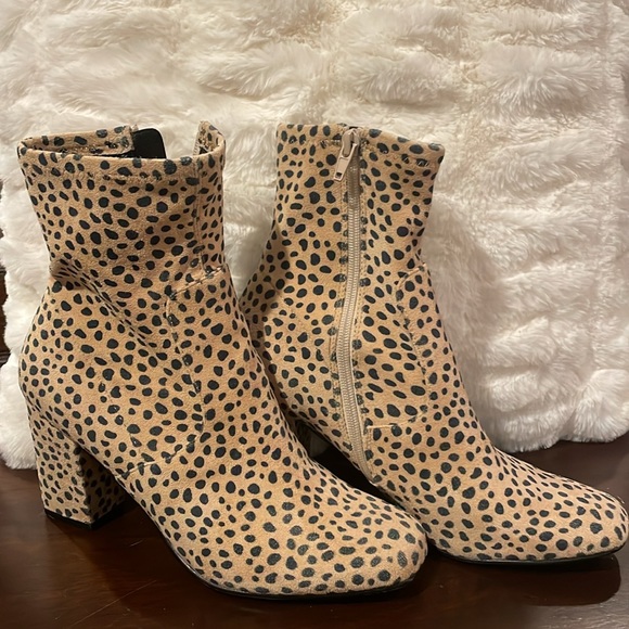 Steve Madden Shoes - Steve Madden Evana Cheetah Ankle Boots